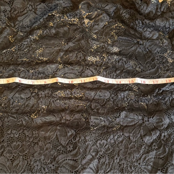 ASOS DESIGN Curve lace midi dress size 18 NWOT!!! - Picture 14 of 16